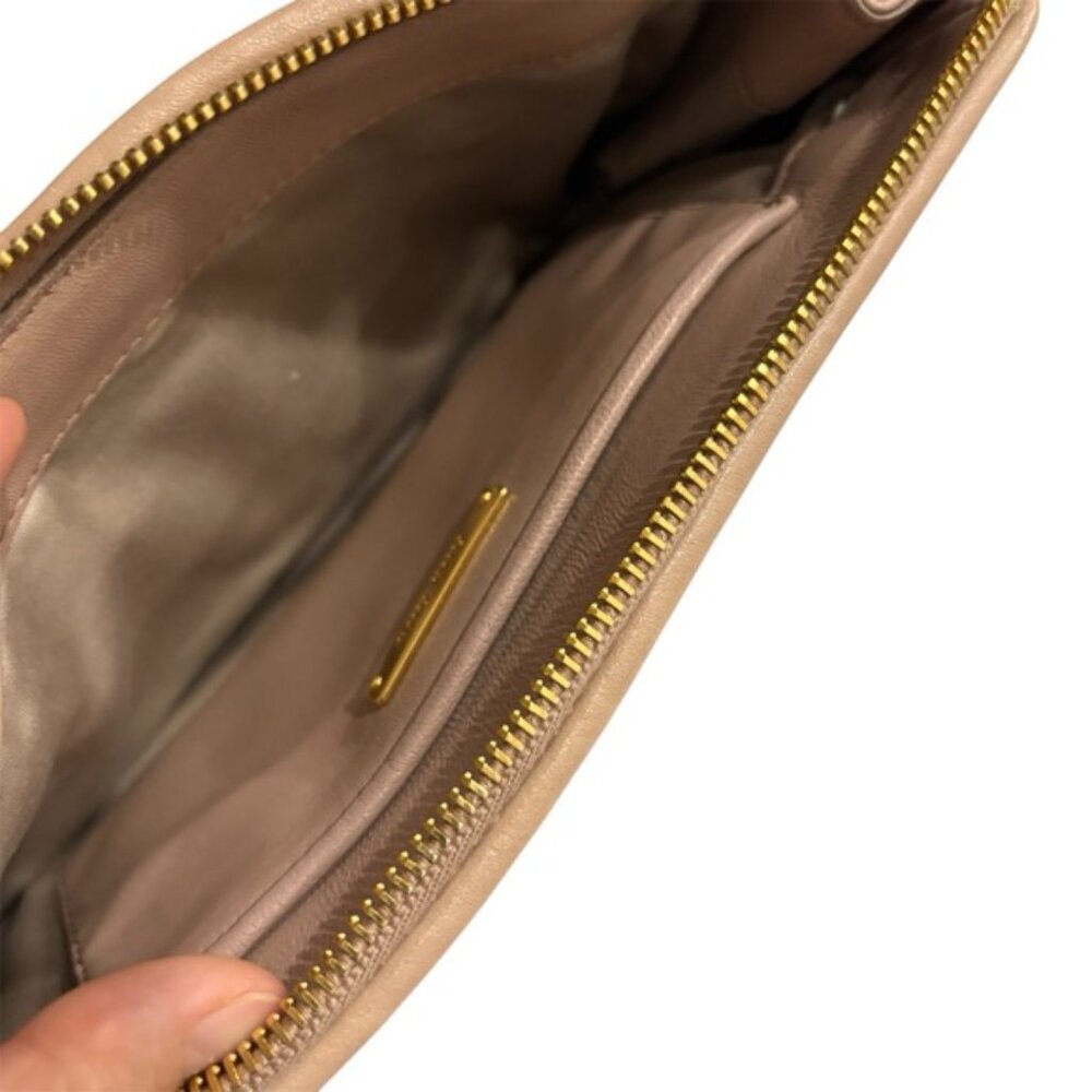 AUTHENTIC Miu Miu Beige Matelassé Quilted Leather Clutch with Gold Logo - Picture 7 of 8